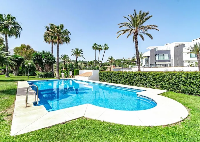 Pg9 - Andalucian 3-story Townhouse Near Semesterbostad Estepona