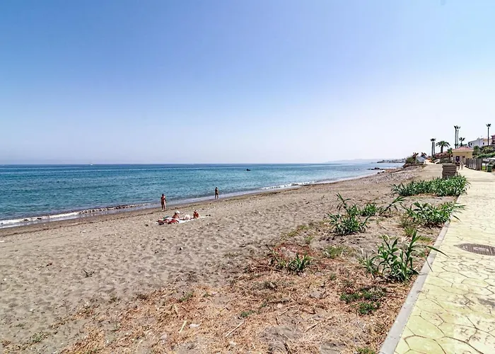 Pg9 - Andalucian 3-story Townhouse Near Semesterbostad Estepona