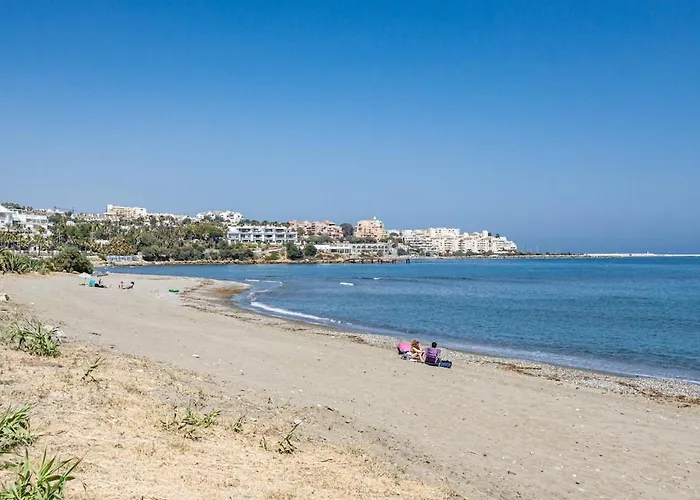 Pg9 - Andalucian 3-story Townhouse Near Semesterbostad *