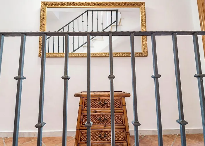 Semesterbostad Pg9 - Andalucian 3-story Townhouse Near *