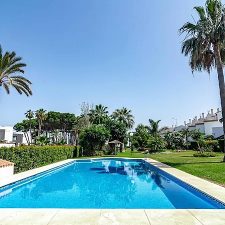 Pg9 - Andalucian 3-story Townhouse Near