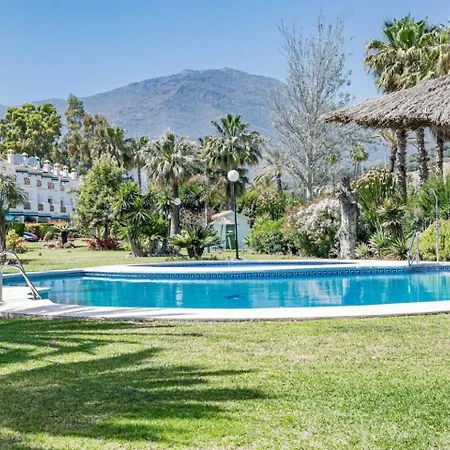 Pg9 - Andalucian 3-story Townhouse Near Feriehus Estepona