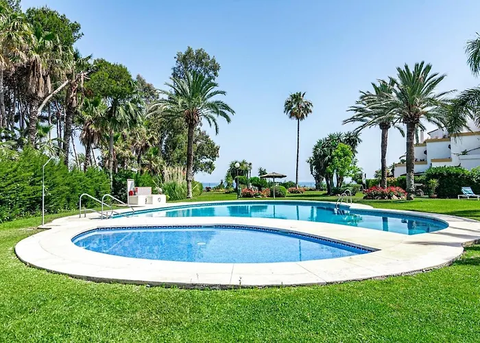 Pg9 - Andalucian 3-story Townhouse Near