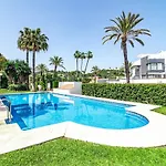 Pg9 - Andalucian 3-story Townhouse Near Holiday home Estepona