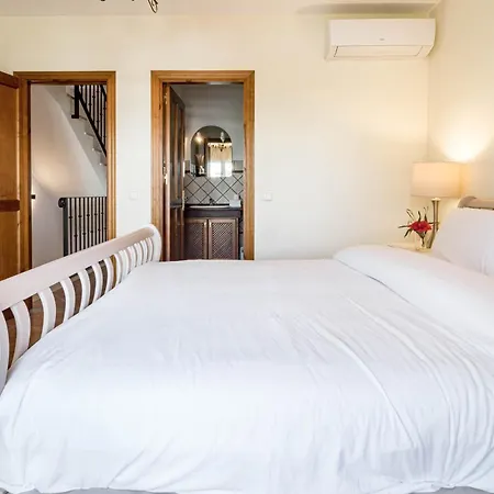 Pg9 - Andalucian 3-story Townhouse Near Dom wakacyjny Estepona