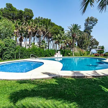 Pg9 - Andalucian 3-story Townhouse Near Semesterbostad *