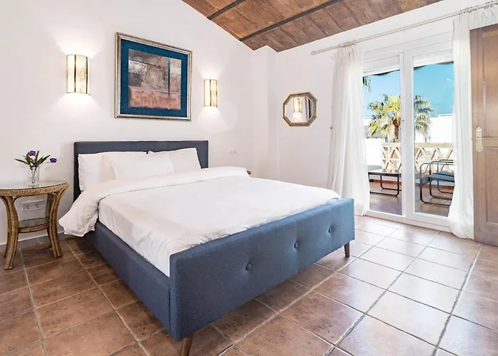 Pg9 - Andalucian 3-story Townhouse Near Feriehus *