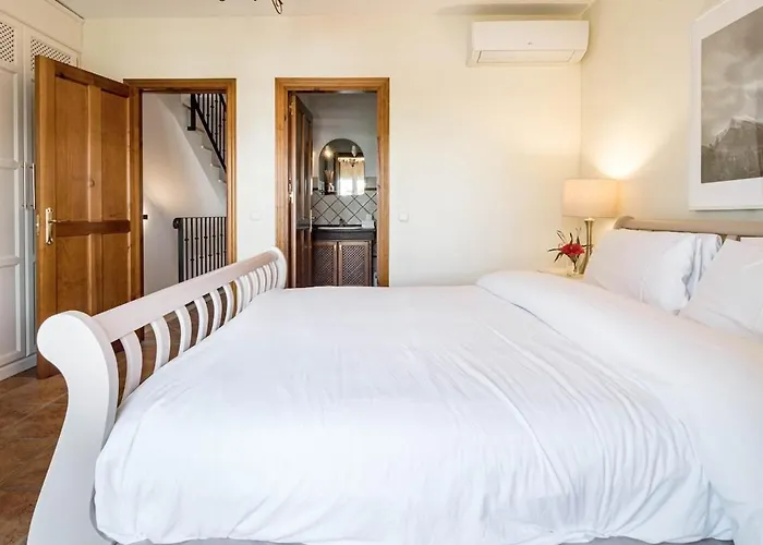 Pg9 - Andalucian 3-story Townhouse Near *