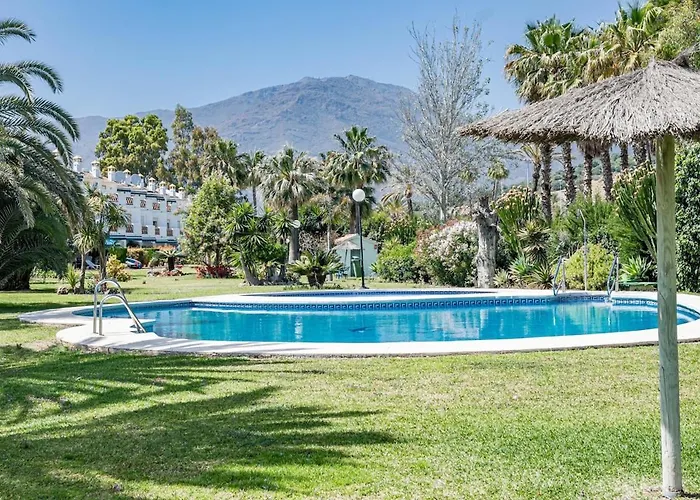 Pg9 - Andalucian 3-story Townhouse Near * Estepona